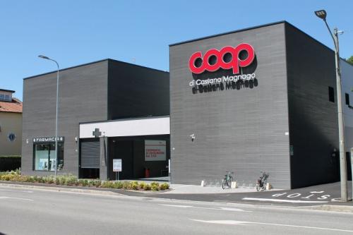 facciata-rivestimento parete-Coop-wpc-felli-foto 1