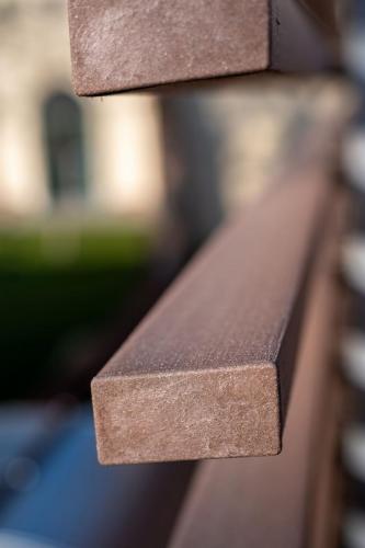 frangisole-rivestimento parete-Università Cattolica-wpc-felli-foto 4