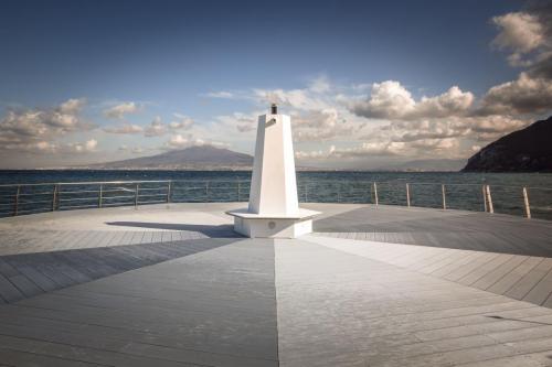 pontile-decking-Palazzo Murrano-wpc-felli-foto 2